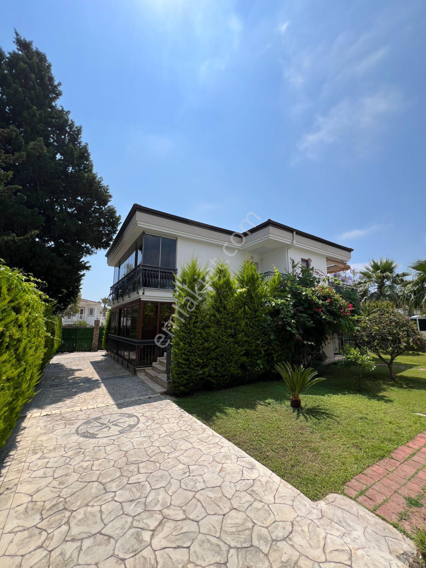 Kemer Çamyuva Jakaranda Sitesi'nde Satılık Bahçe Katı 2+1 Daire - Görsel 24