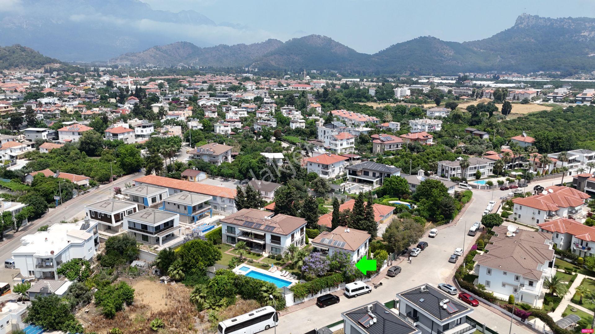 Kemer Çamyuva Jakaranda Sitesi'nde Satılık Bahçe Katı 2+1 Daire - Görsel 10