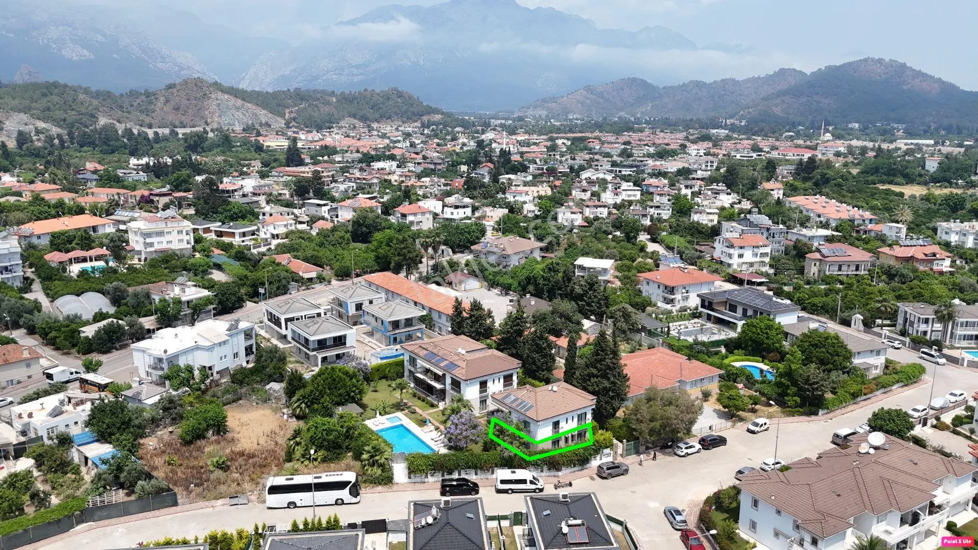 Kemer Çamyuva Jakaranda Sitesi'nde Satılık Bahçe Katı 2+1 Daire - Görsel 2