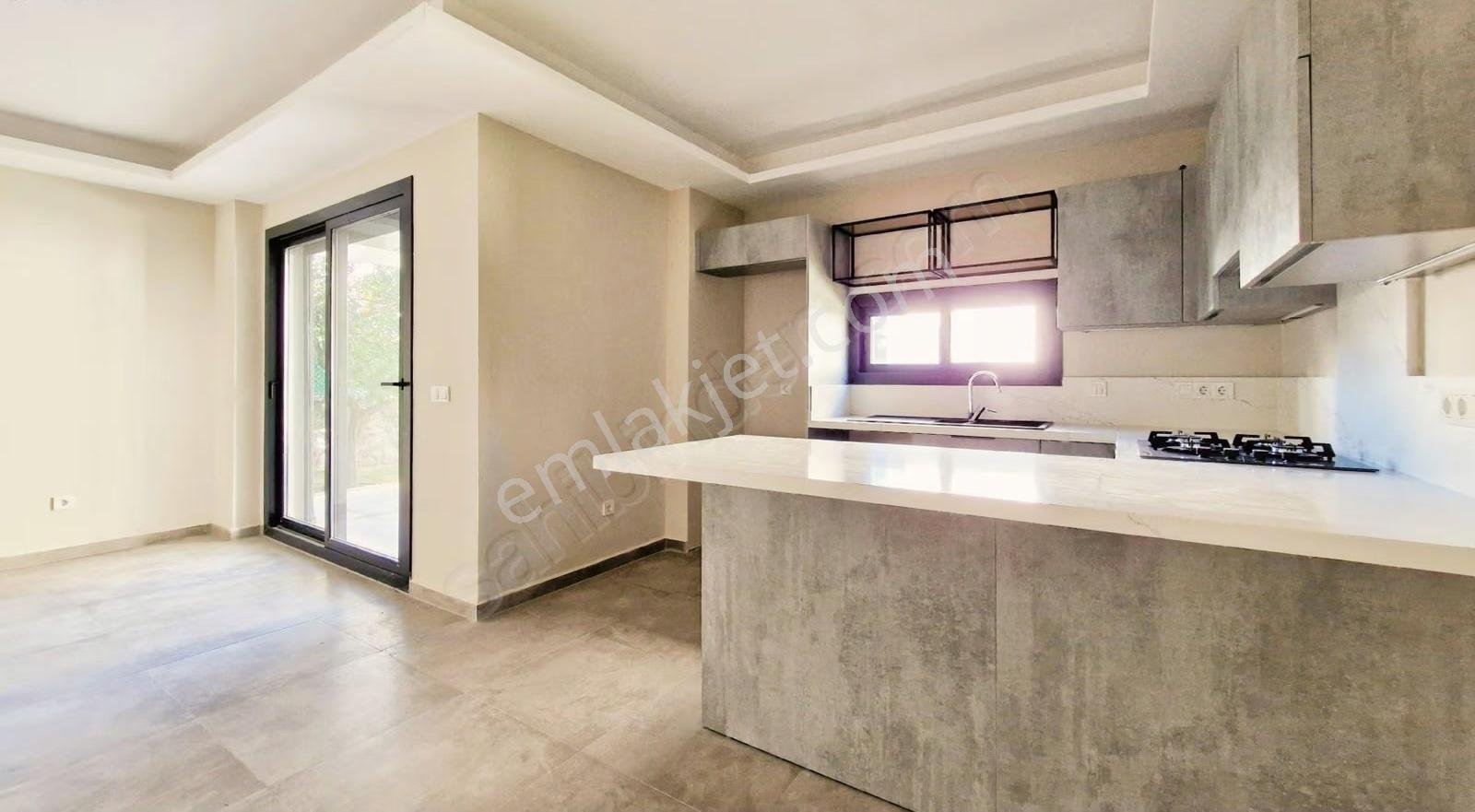 Turgutreis Merkezi Konumda Kiralık Müstakil Dubleks 3+1 Villa - Görsel 11
