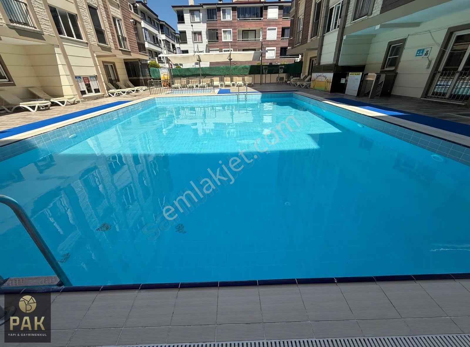 Pak Yapı'dan 1+1 Havuzlu Site İçinde Yüksek Giriş Kameralı Daire