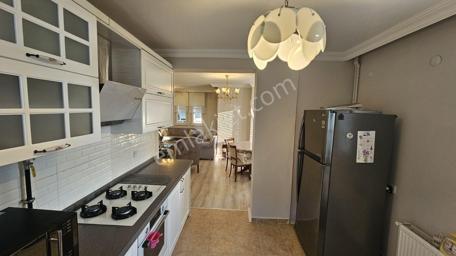 Balo Gayrimenkul'den Havuzlu Sitede Kiralık Villa - Görsel 6