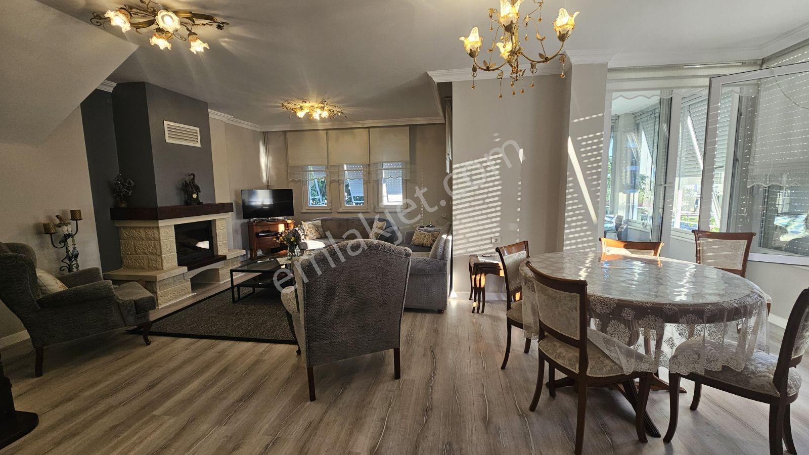 Balo Gayrimenkul'den Havuzlu Sitede Kiralık Villa - Görsel 5