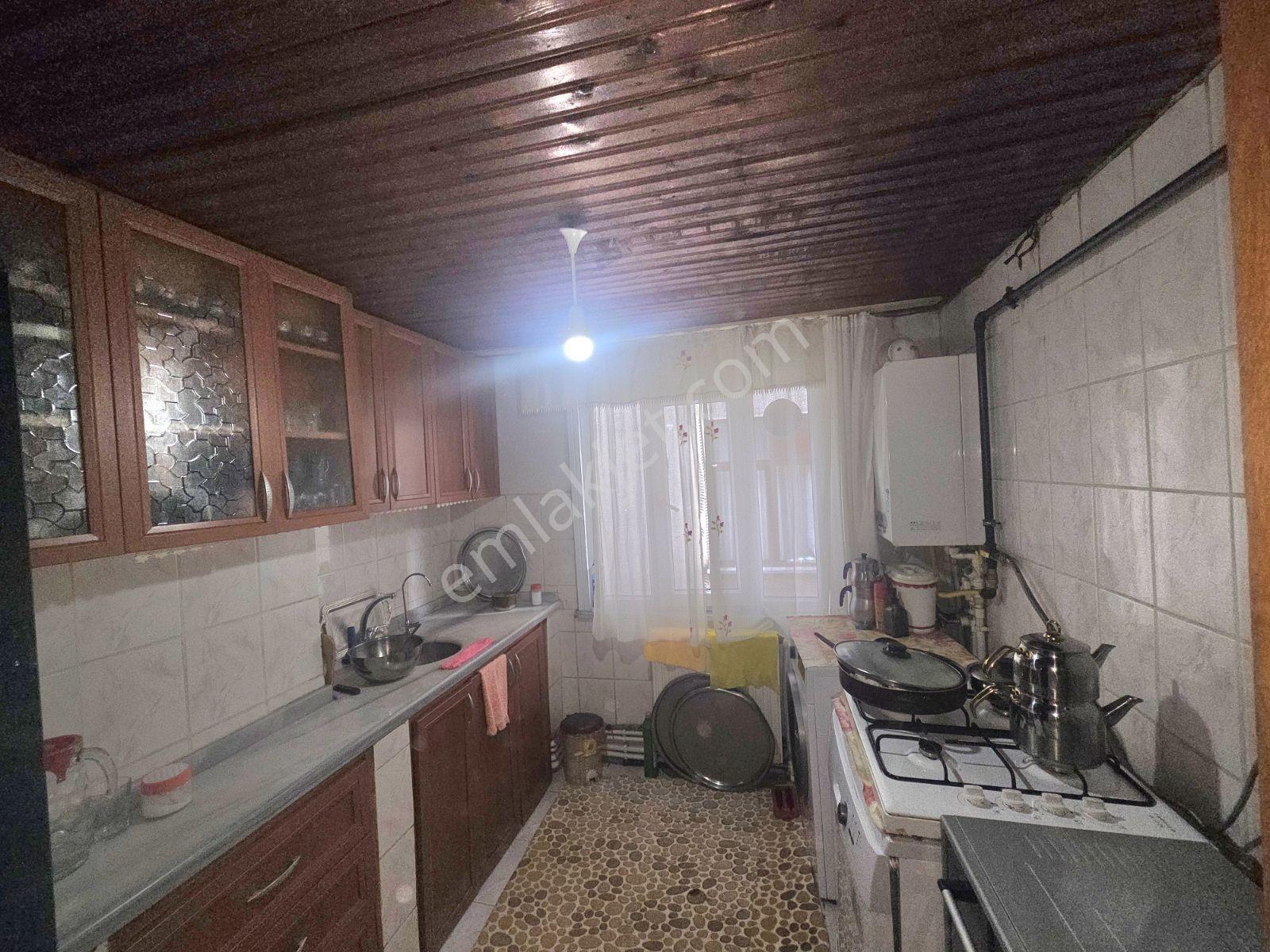 Atatürk Mah Toplam 6 Katlı Son Kat 23hisseli Satılık 3+1 - Görsel 9