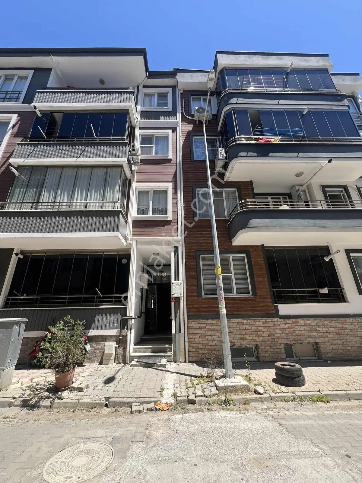 Cumhuriyet Mahallesinde Doğalgazlı 3+1 Daire