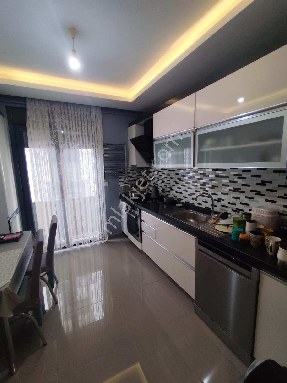 Güngören Merkez Mah. Lüks Kiralık 3+1 Ara Kat Daire - Görsel 13