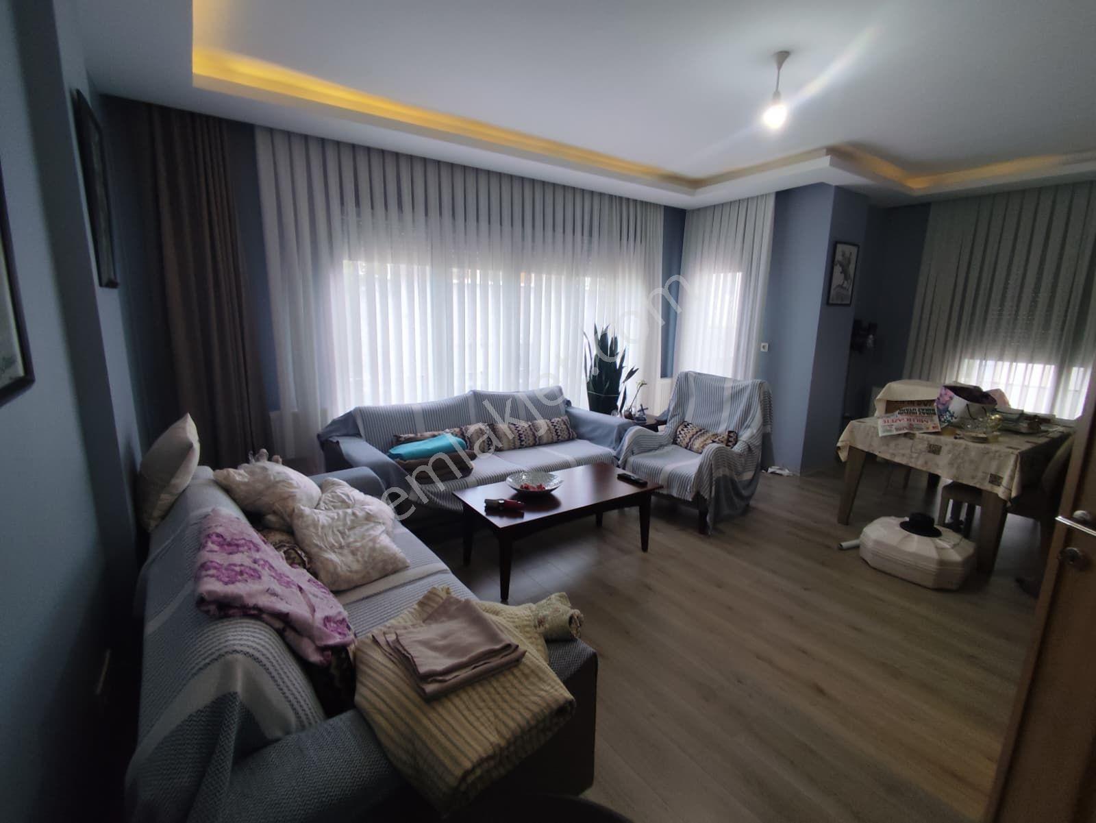 Güngören Merkez Mah. Lüks Kiralık 3+1 Ara Kat Daire - Görsel 7