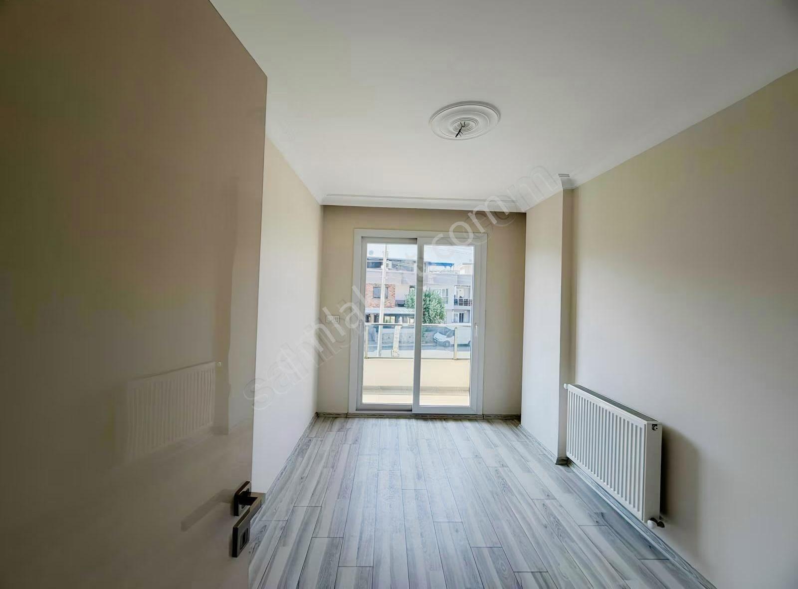 Menderes Altıntepe Mahallesinde Kiralık 3+1 Meşe Emlaktan - Görsel 26