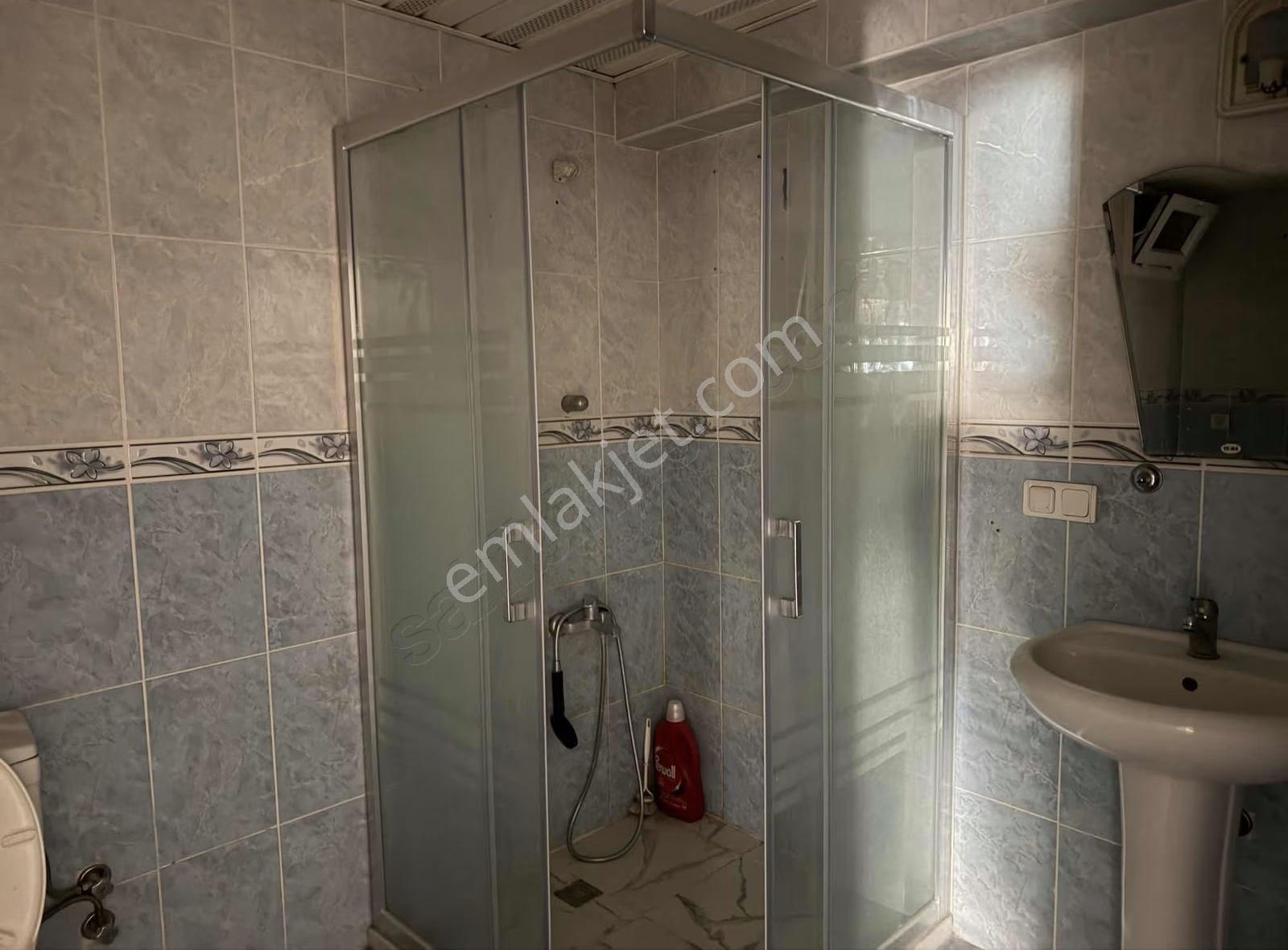 Menderes Kasımpaşa Mahallesinde Kiralık 3+1 - Görsel 15