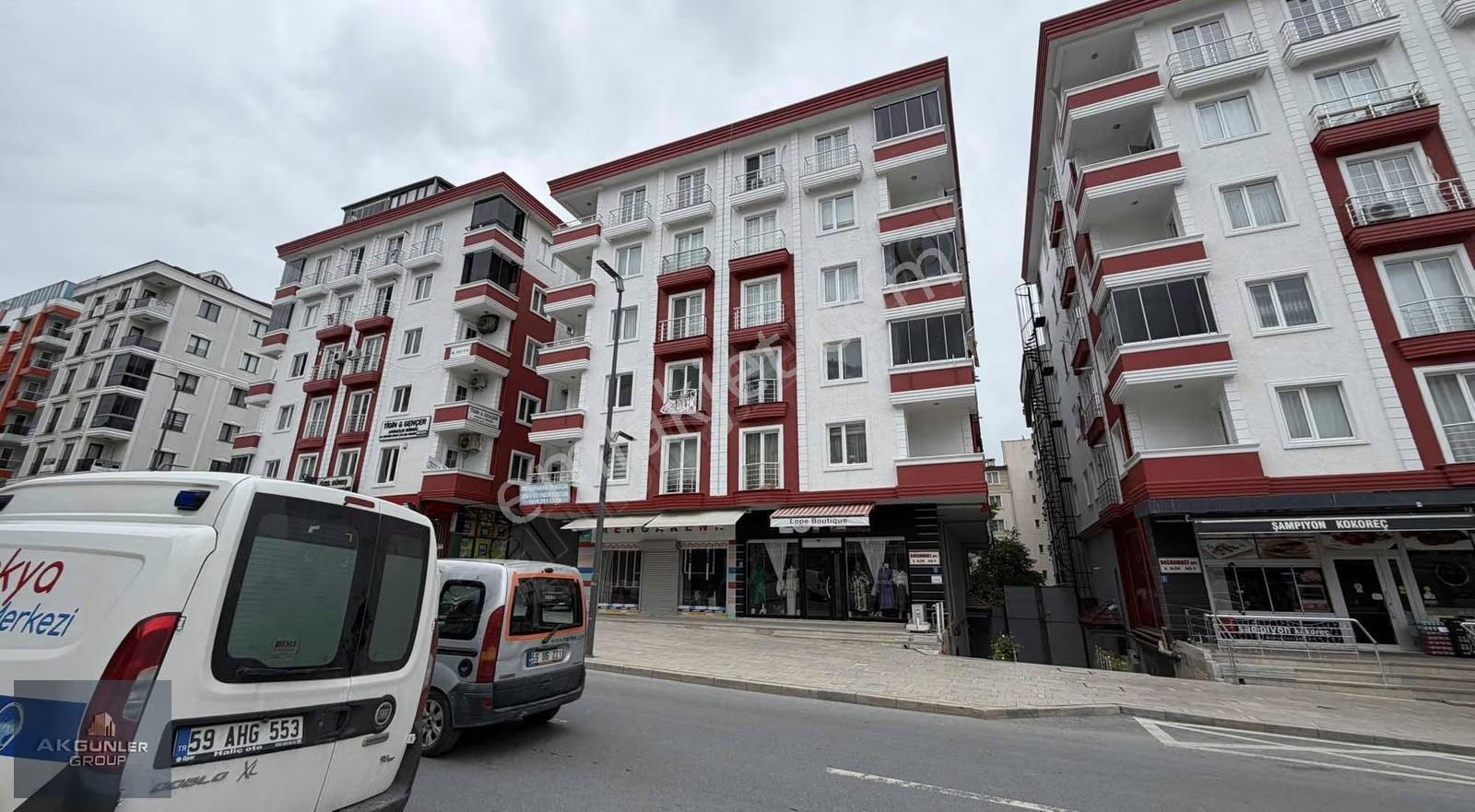 Merkezin Göbeğinde Kiralık 3+1 120 М2 - Görsel 10