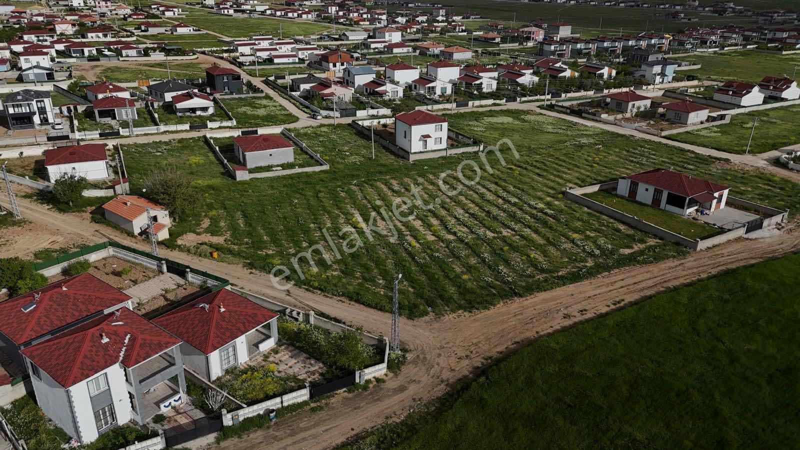 Bor Kemerhisar Çayır'da 570 M2 Altyapılı Satılık Arss - Görsel 6