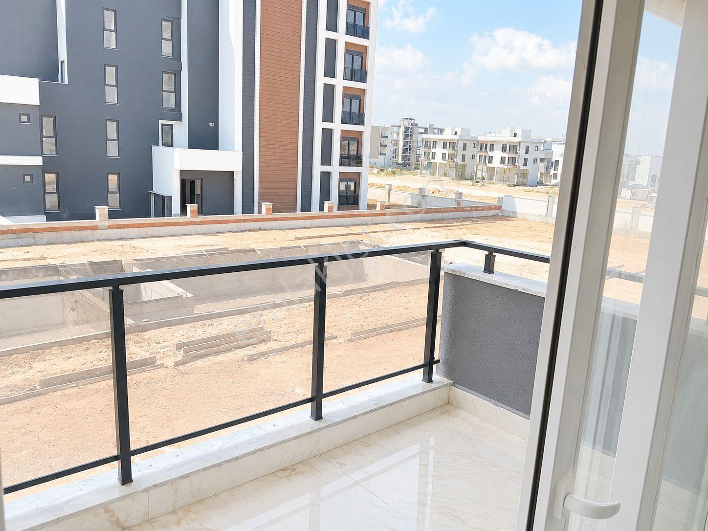 Altıntaşta Eylül Teslim Havuzlu Sitede Satılık 1+1 Lüks Daire - Görsel 19