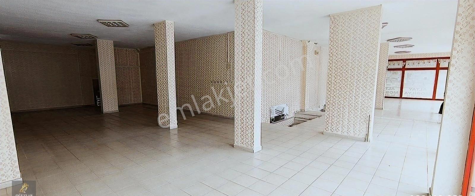 Cadde Üstü İşlek Noktada 300m2 Satılık Depolu Köşebaşı Dükkan - Görsel 12