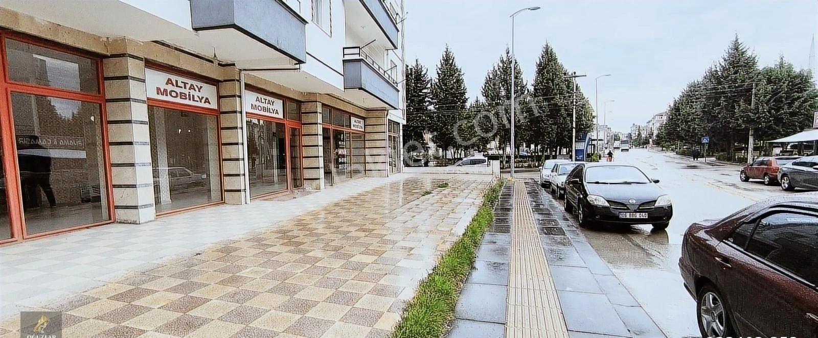 Cadde Üstü İşlek Noktada 300m2 Satılık Depolu Köşebaşı Dükkan - Görsel 14