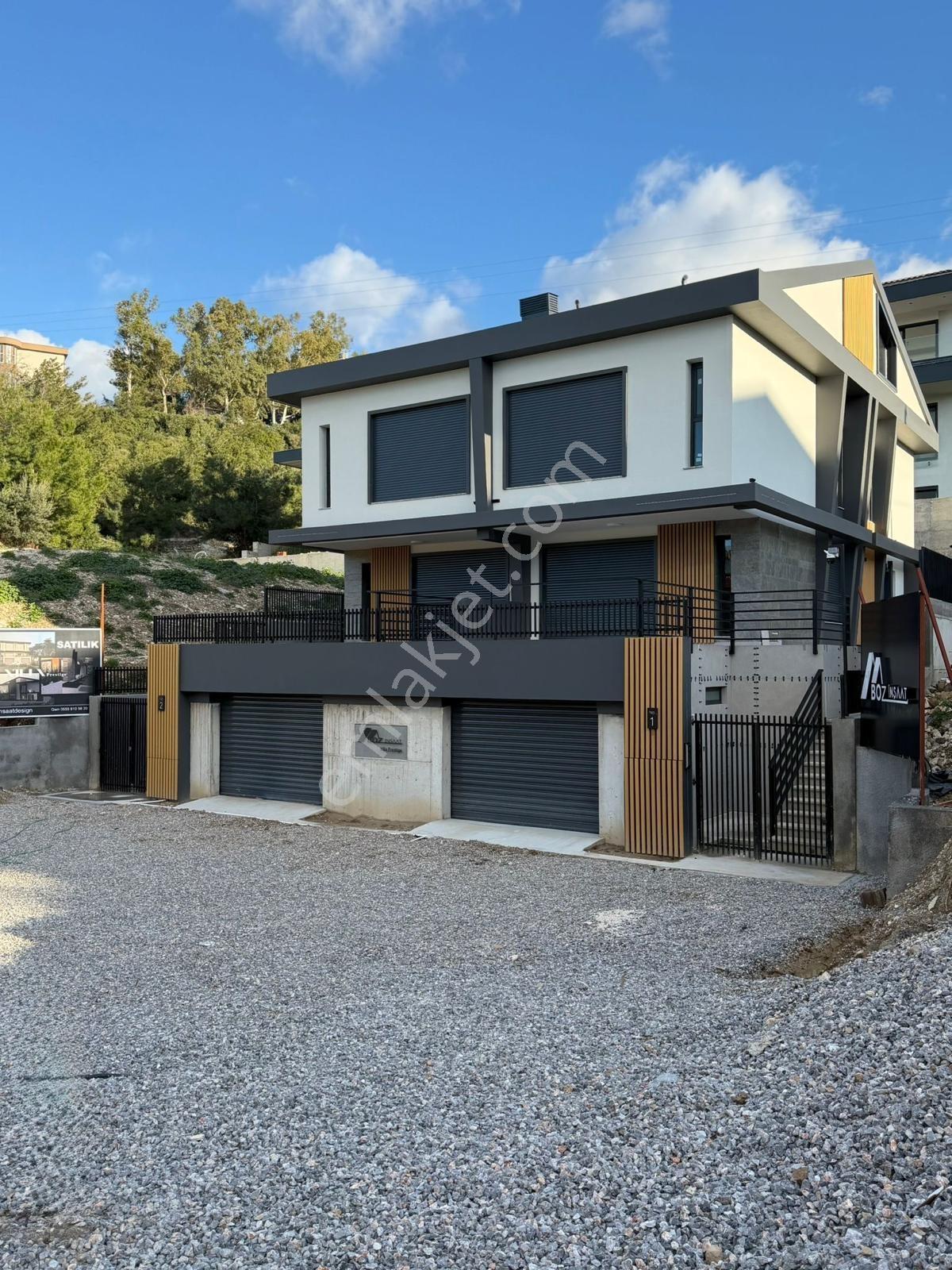 İzmir Urla Ted Koleji Yakını Deniz Manzaralı Villa