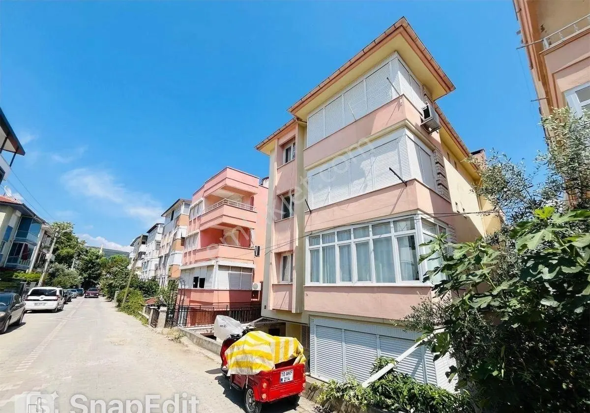 Altınoluk Denize Yakın Masrafsız 1+1 Uygun Daire