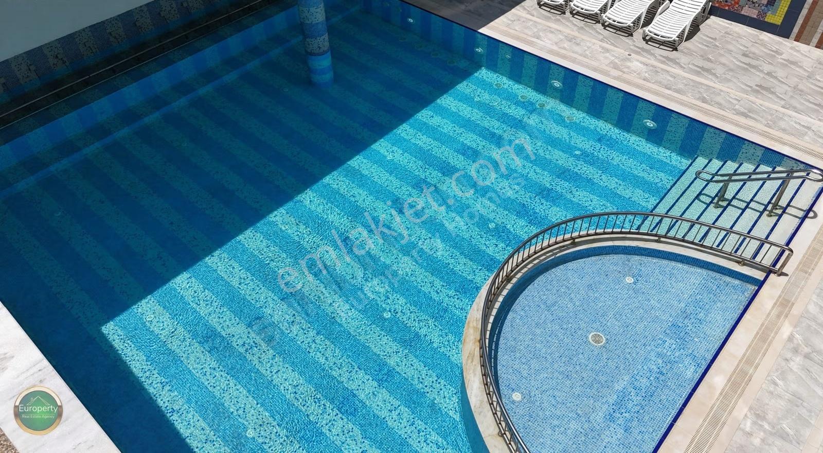 Alanya Mahmutlar'da Deniz Manzaralı 1+1 Eşyalı Daire - Görsel 2