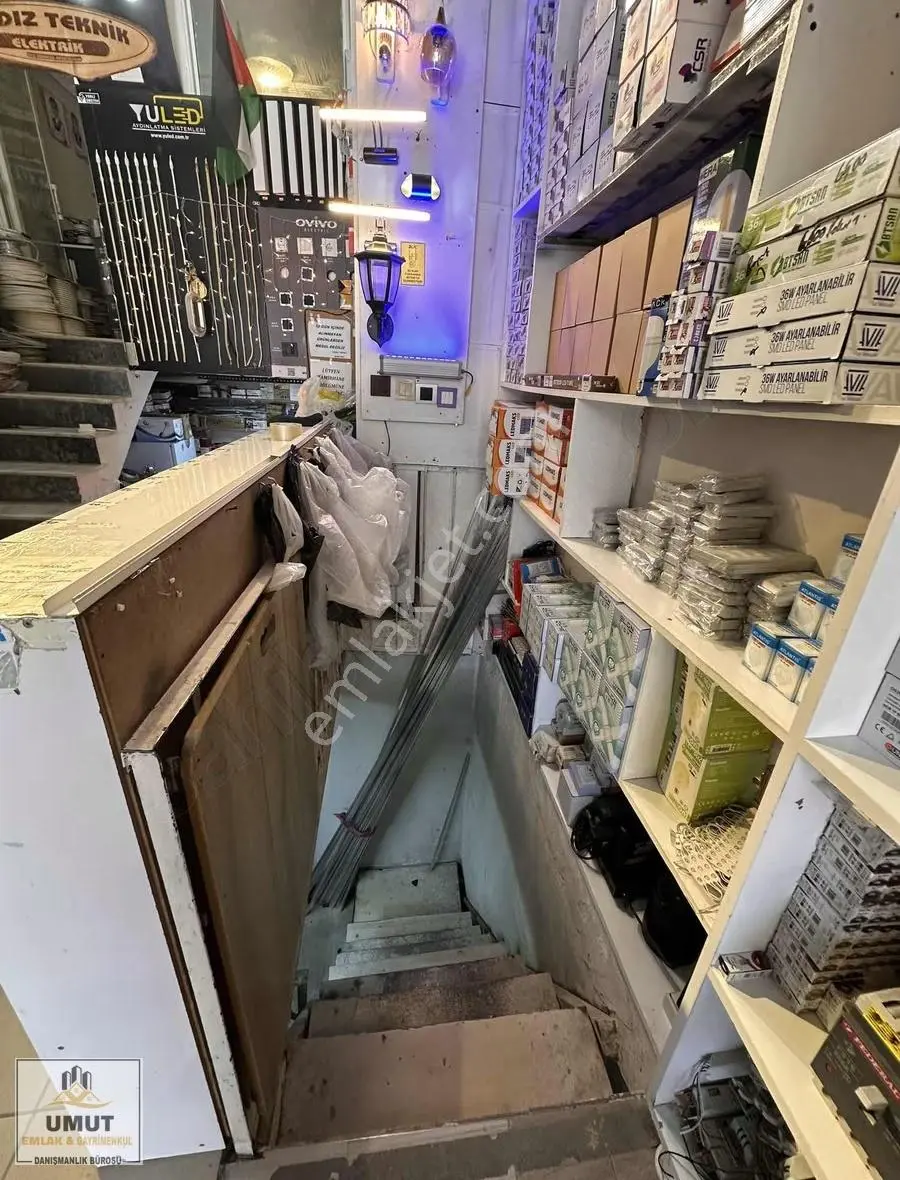 Şerefiye'de Ulucami Civarı Satılık Asma Ve Bodrum Katlı Dükkan - Görsel 2