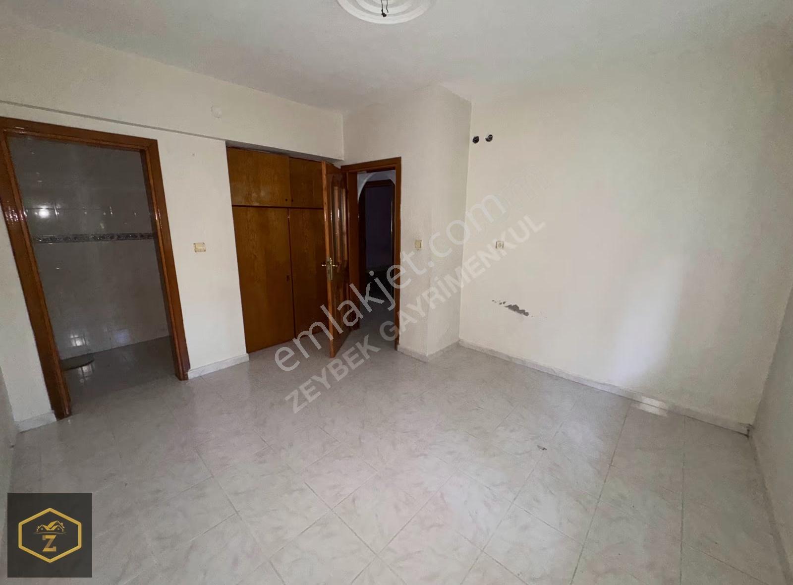 Kurtuluş'ta Satılık 3+1 Daire: 120m², Ebeveyn Banyolu, Bahçeli - Görsel 11