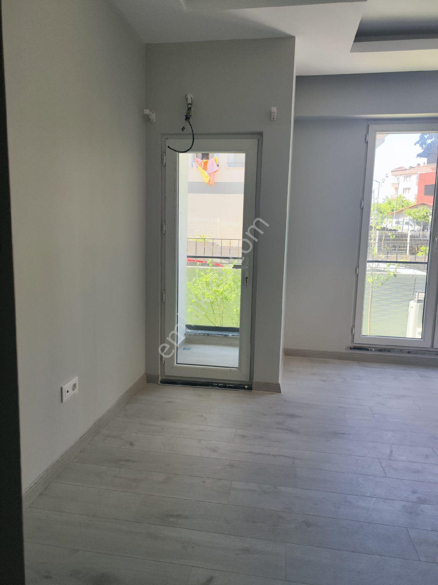 Ümraniye Tepeüstü Mahallesi Tavukçuyolu Caddesi Alemdağ Caddesi Metro Lar Yürüme Sıfır Kiralık Daire - Görsel 8