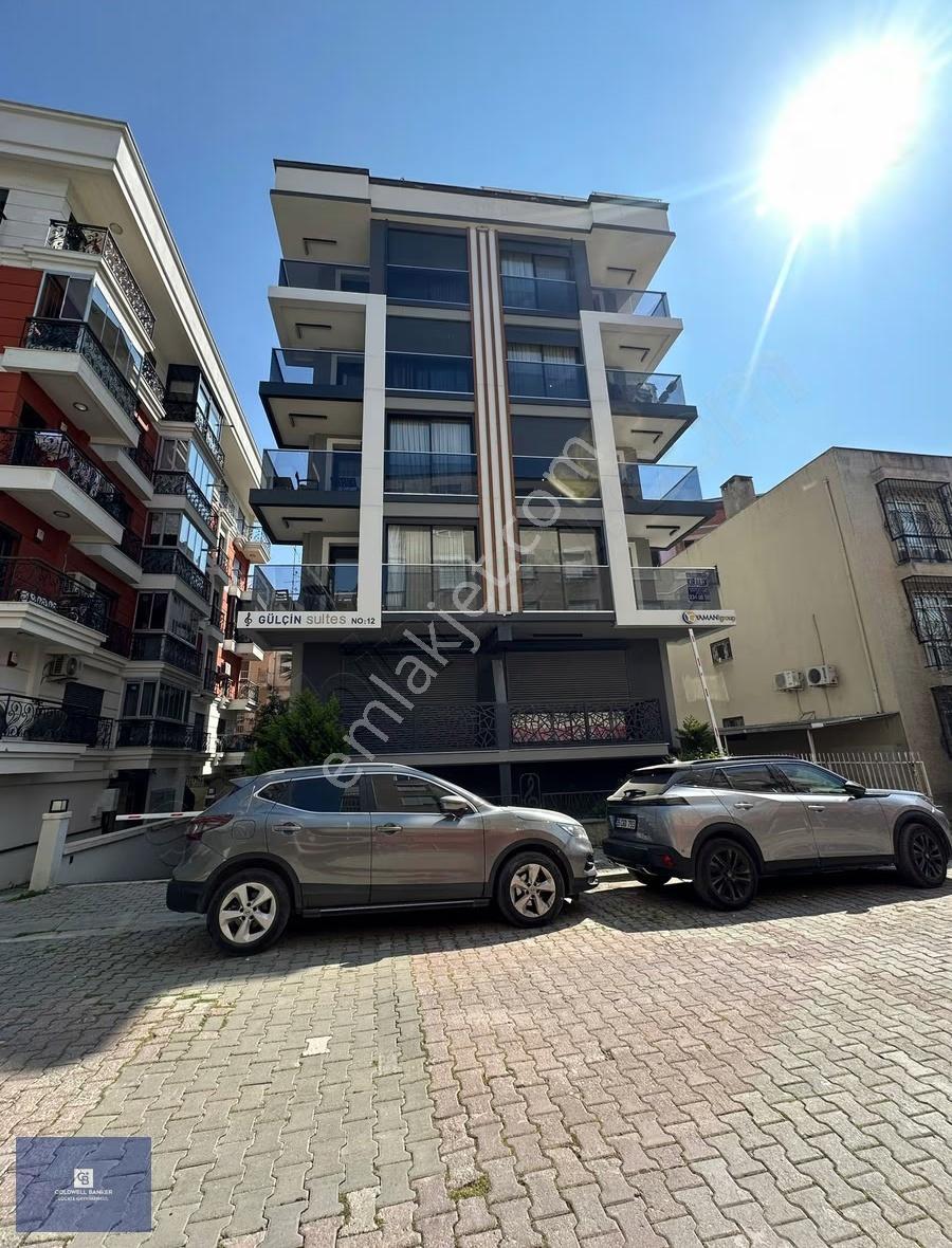 Karşıyaka Bostanlı'da Yeni Binada Bakımlı Kiralık Daire - Görsel 9