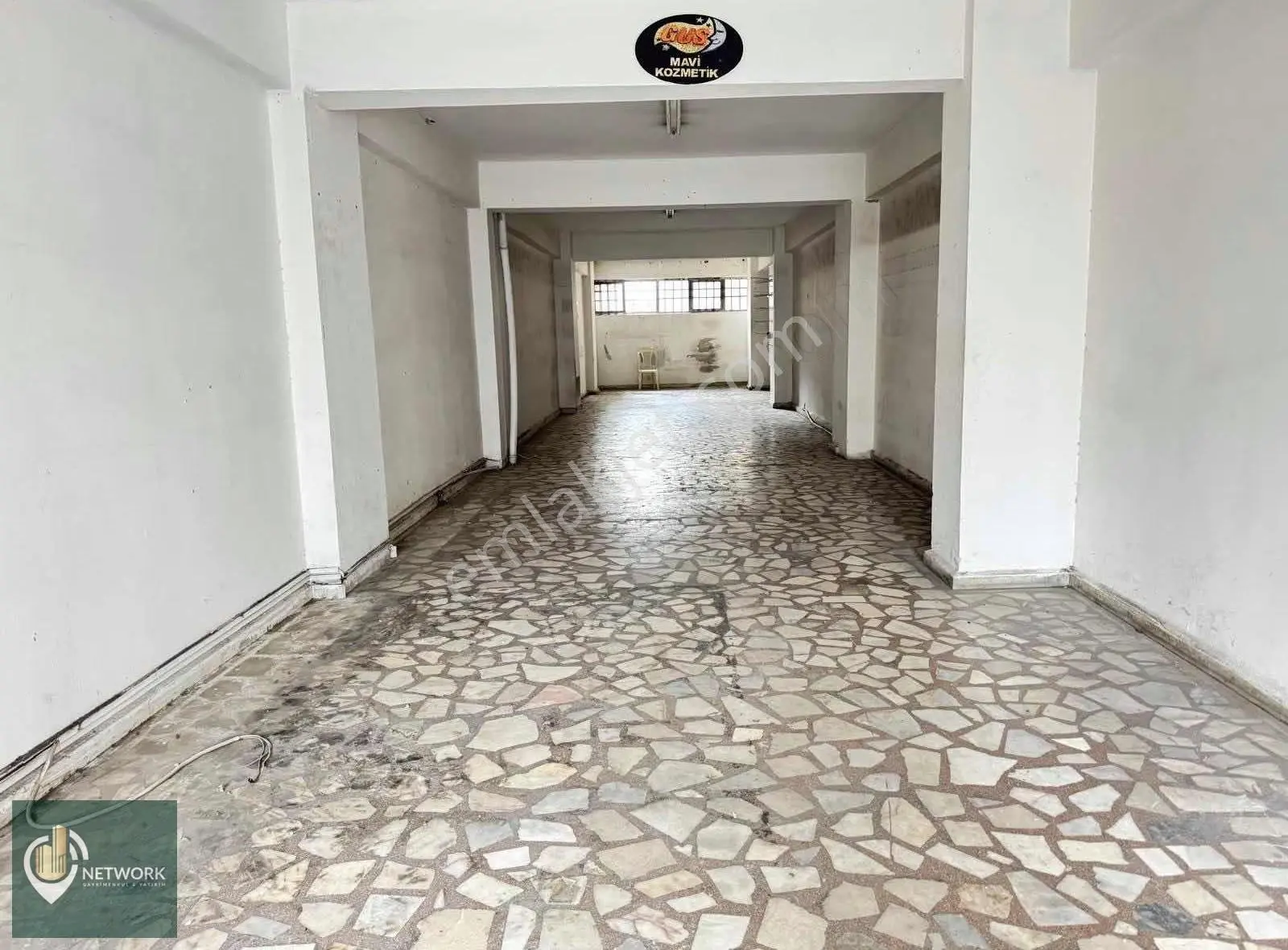 +cadde Dibi+çoğu İş İçin Uygun-bölünmeye Müsait Tuvaleti Mevcut