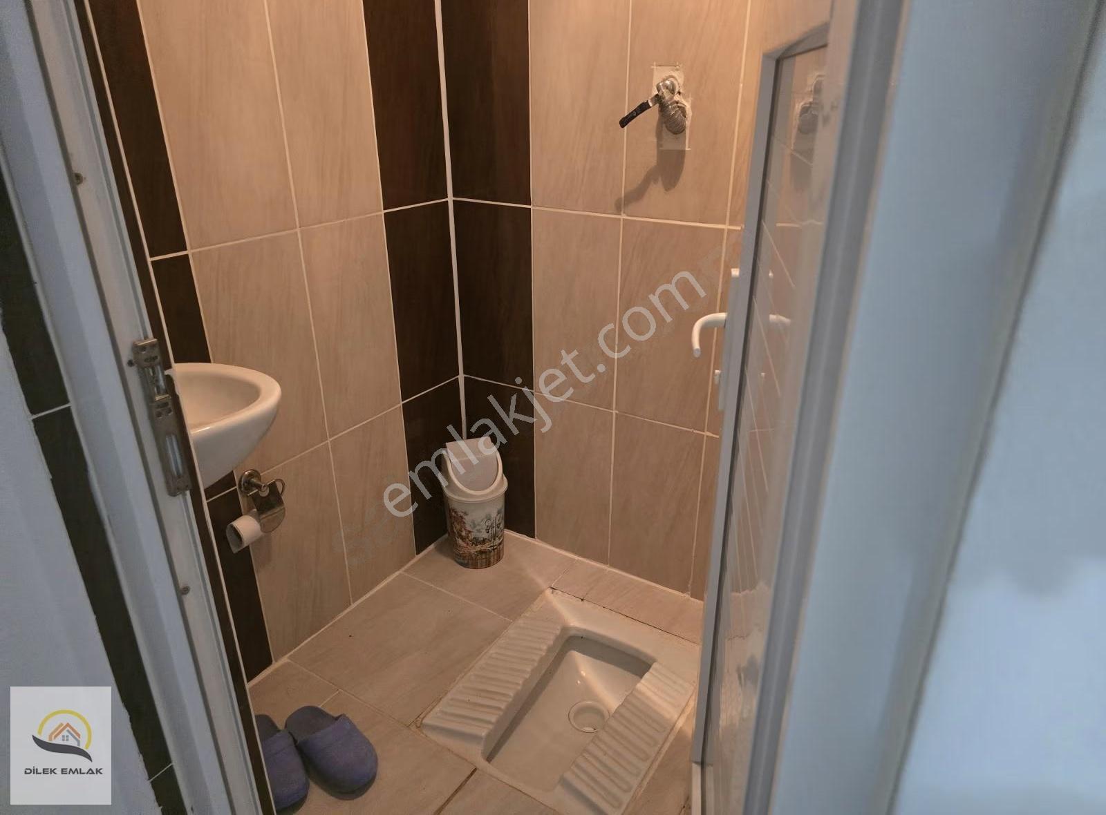 Kapaklı'da Merkezi Konumda İskanlı Asansörlü 3+1-125m2 Daire - Görsel 15