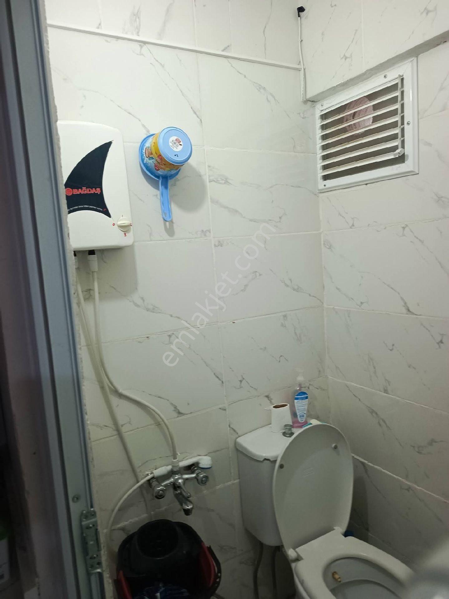 Mudanya Yalı Mah. De Satılık Stüdyo Daire Sahilde Düz Ayak Donanımlı Denizle İç İçe Süper Konumda - Görsel 9
