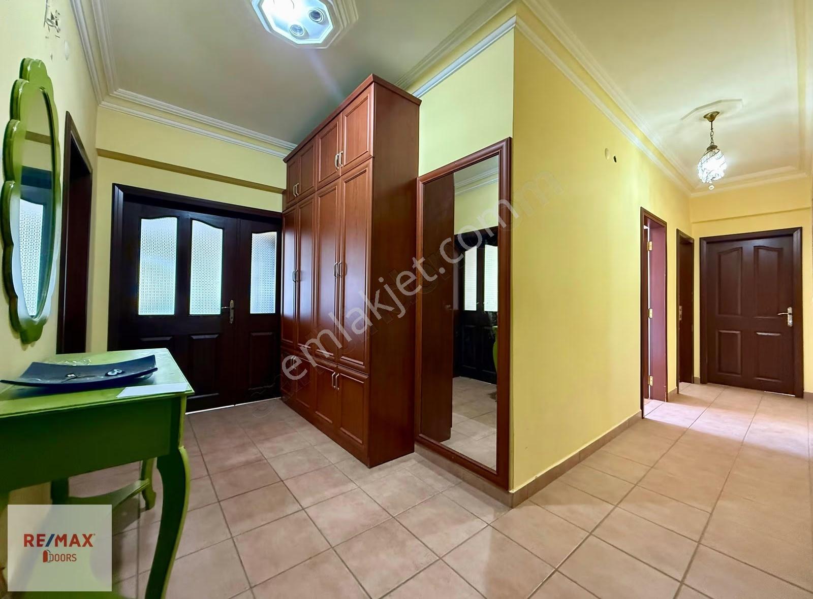 Altınkumda Site İçerisinde Eşyalı 3+1 Kiralık Daire - Görsel 11