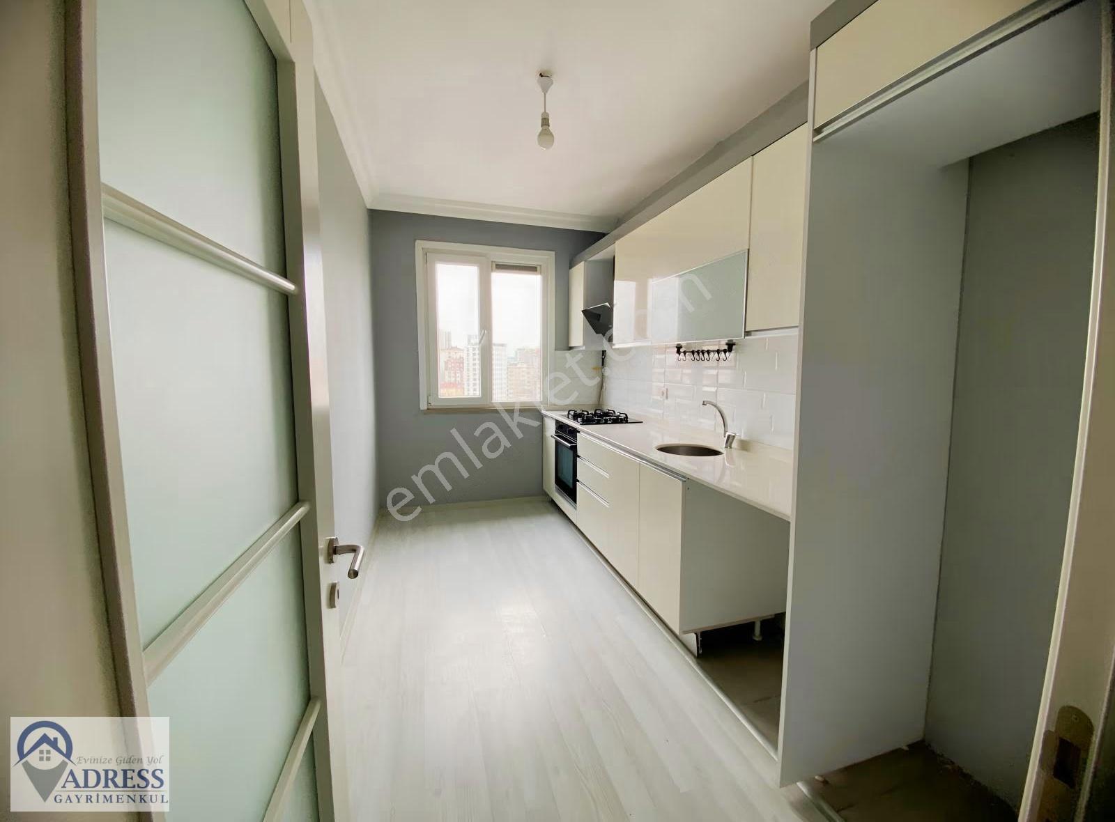 Ümraniye Aramağanevlerde Ifm Komşu 2+1 Kiralık Daire - Görsel 4