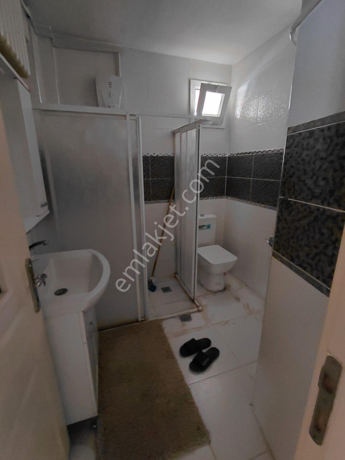 Afyon Tezcan Emlaktan Dervişpaşa Mah 2+1 Eşyalı Daire - Görsel 16