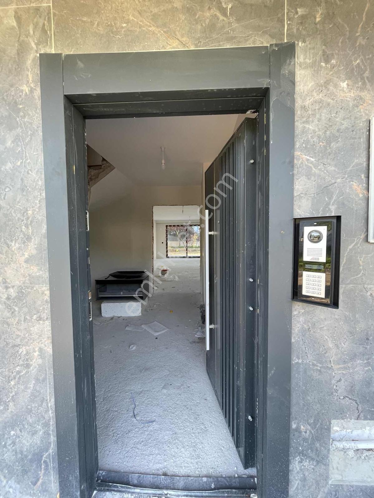Ordu Turnasuyu Sahile Yürüme Mesafesinde 4+1 Acil Satılık Villa - Görsel 28