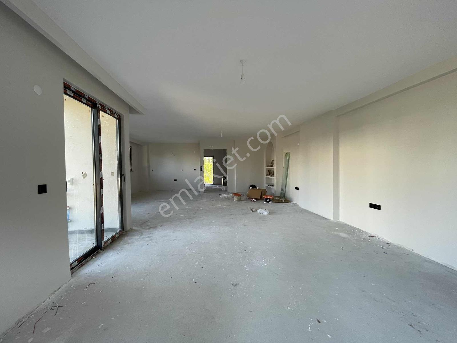 Ordu Turnasuyu Sahile Yürüme Mesafesinde 4+1 Acil Satılık Villa - Görsel 23