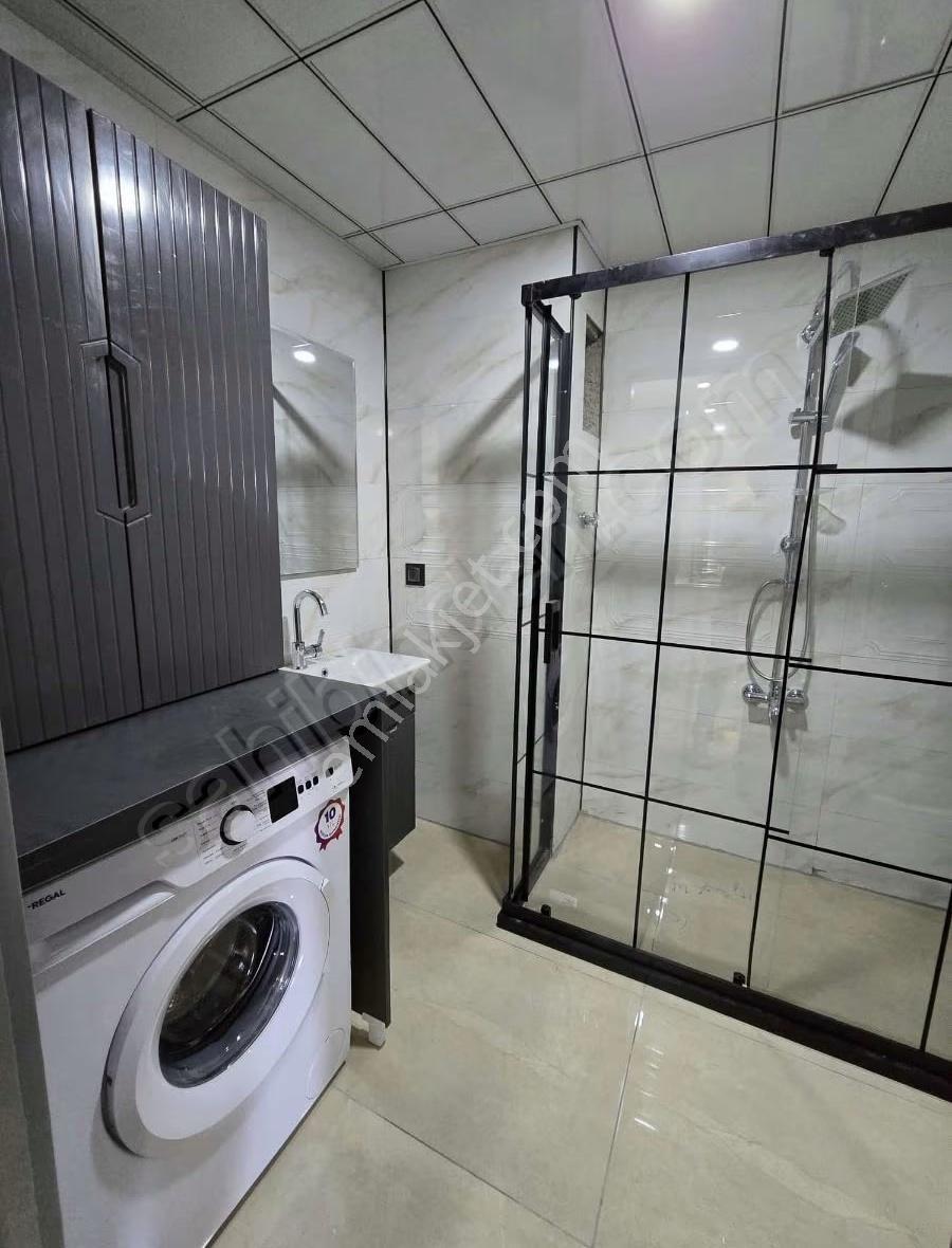 Karşıyakada Kiralık 2+1 Amerikan Mutfak Sıfır Eşyalı Lüx Daire - Görsel 12