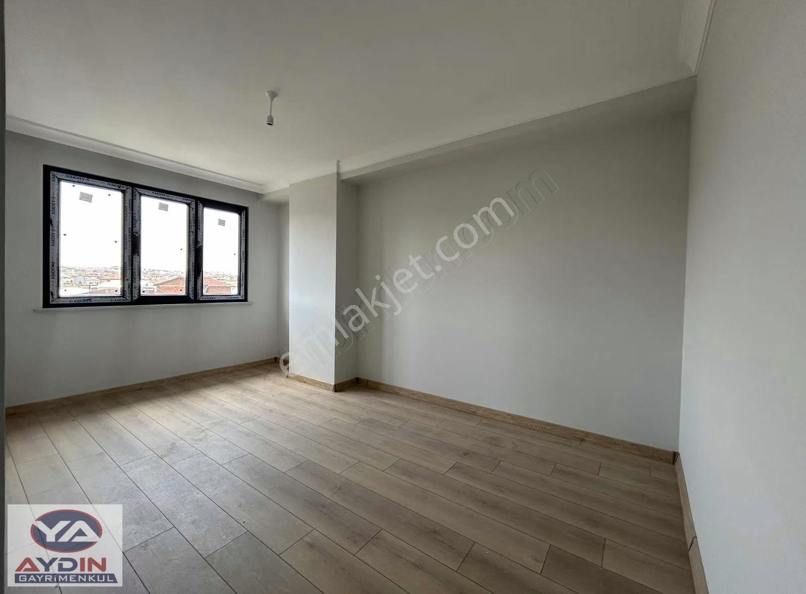 Darıca Atatürk Caddesi'nde Şehir Manzaralı Satılık 2+1 Daire - Görsel 2