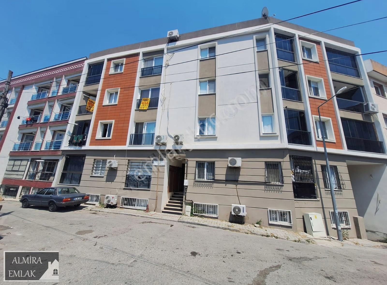 Yeşilyurt Da 6 Yıllık Bina Da 3+1 Arakat Otoparklı Asansörlü
