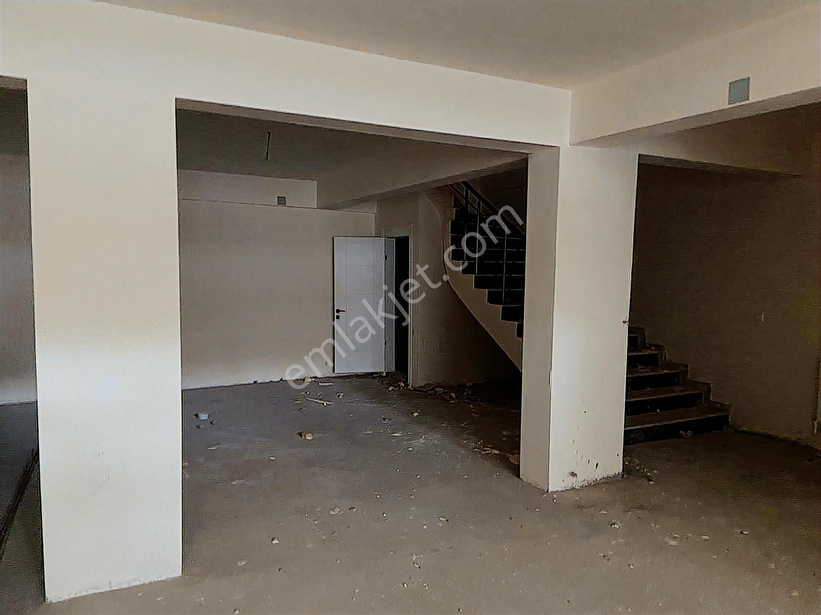 Yeni Şehir Hastanesi Yolu Üzerinde Kiralık Prestijli Dükkan! - Görsel 2