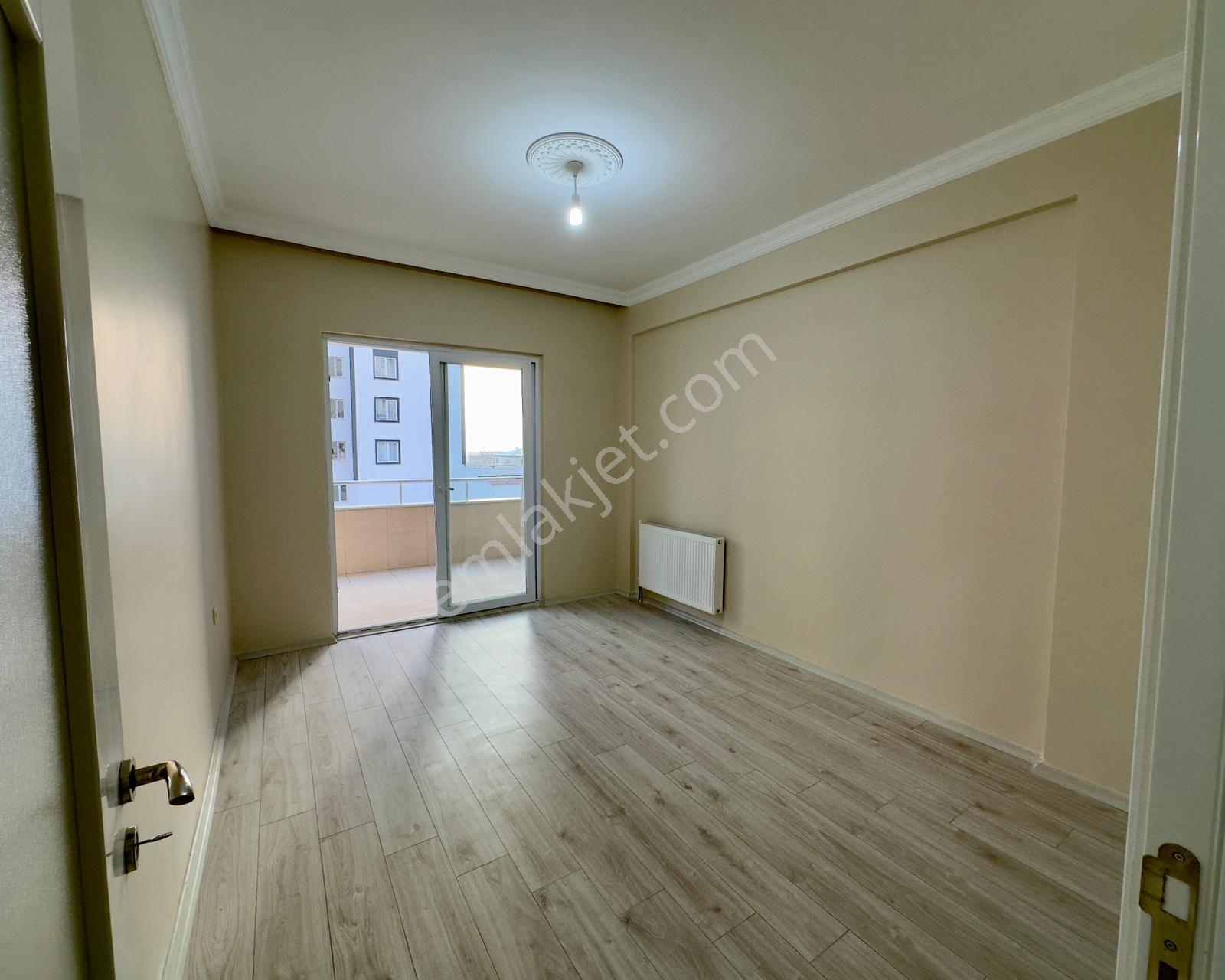 Amazon'dan Hg Hospital Ve Adliye Civarı 3+1 Ferah Kiralık Daire! - Görsel 6