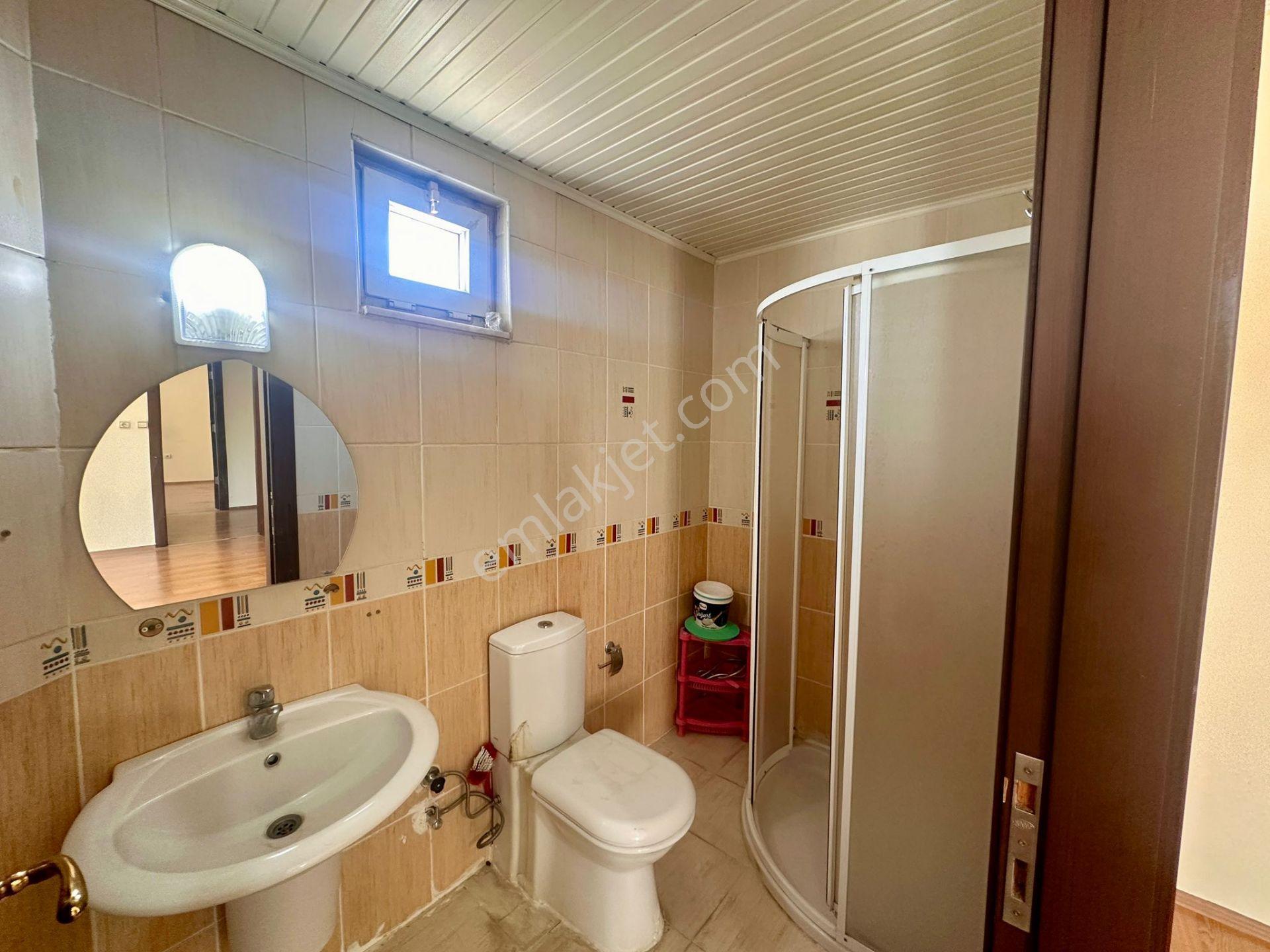 Amazon'dan Çocuk Hastanesi Civarı Site İçerisinde Kiralık 3+1 - Görsel 30