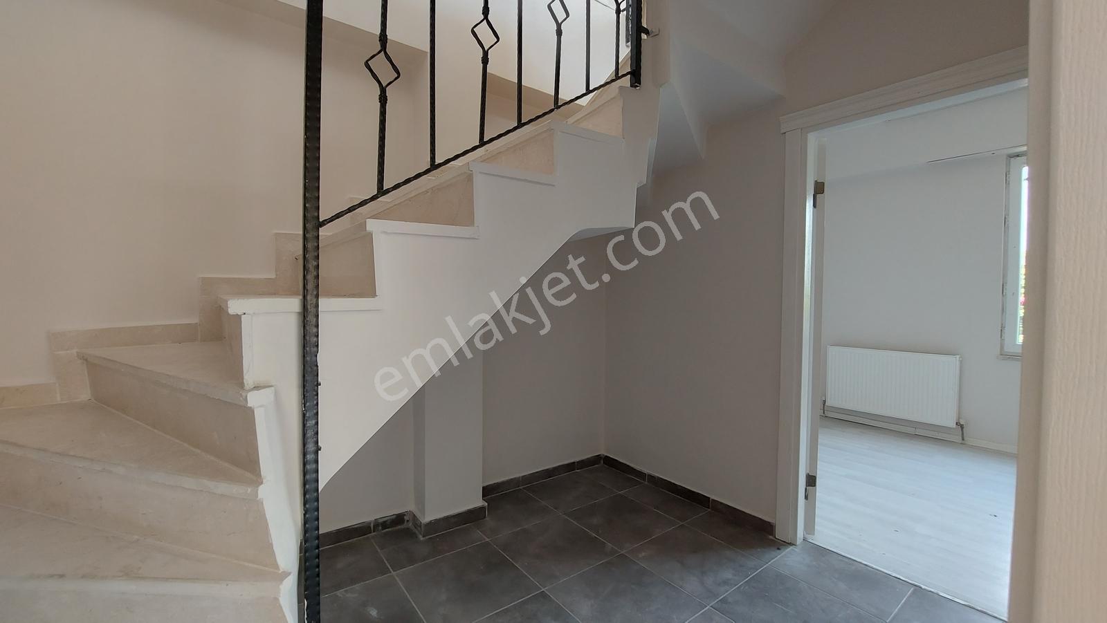 Derince Mersincik Mahallesi Kiralık 2+1 Bahçe Dubleks Daire - Görsel 25