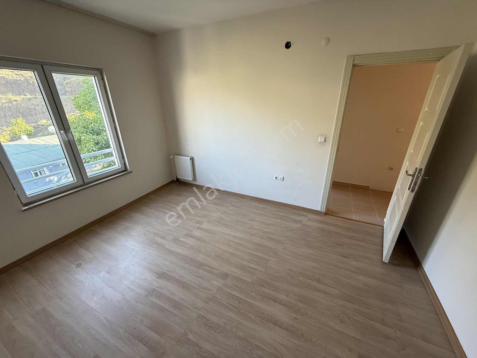2+1 Otoparklı Daire - Görsel 6