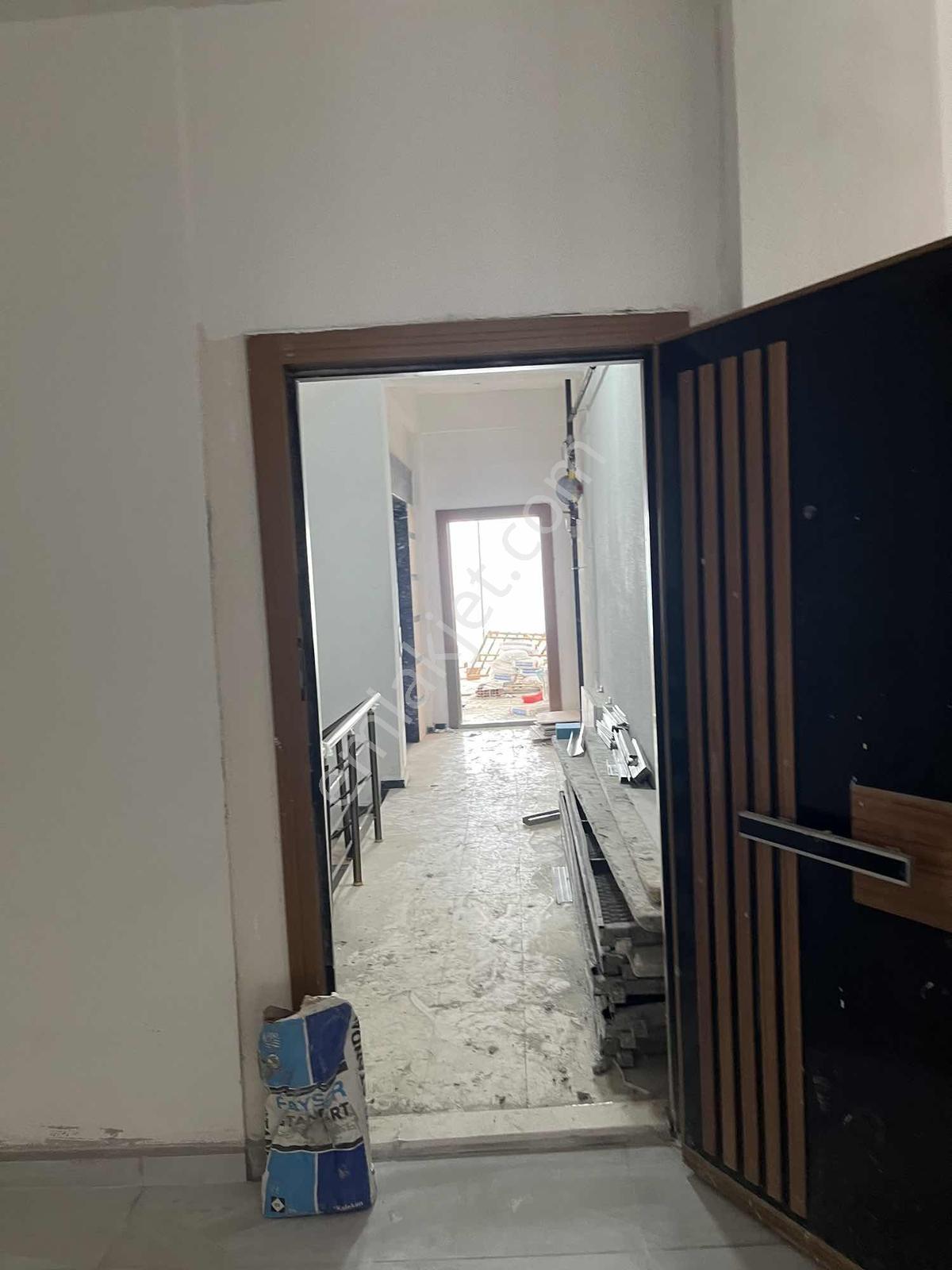 Cadde 3 Katlı 1000 M2 Katlı Dükkan - Görsel 16