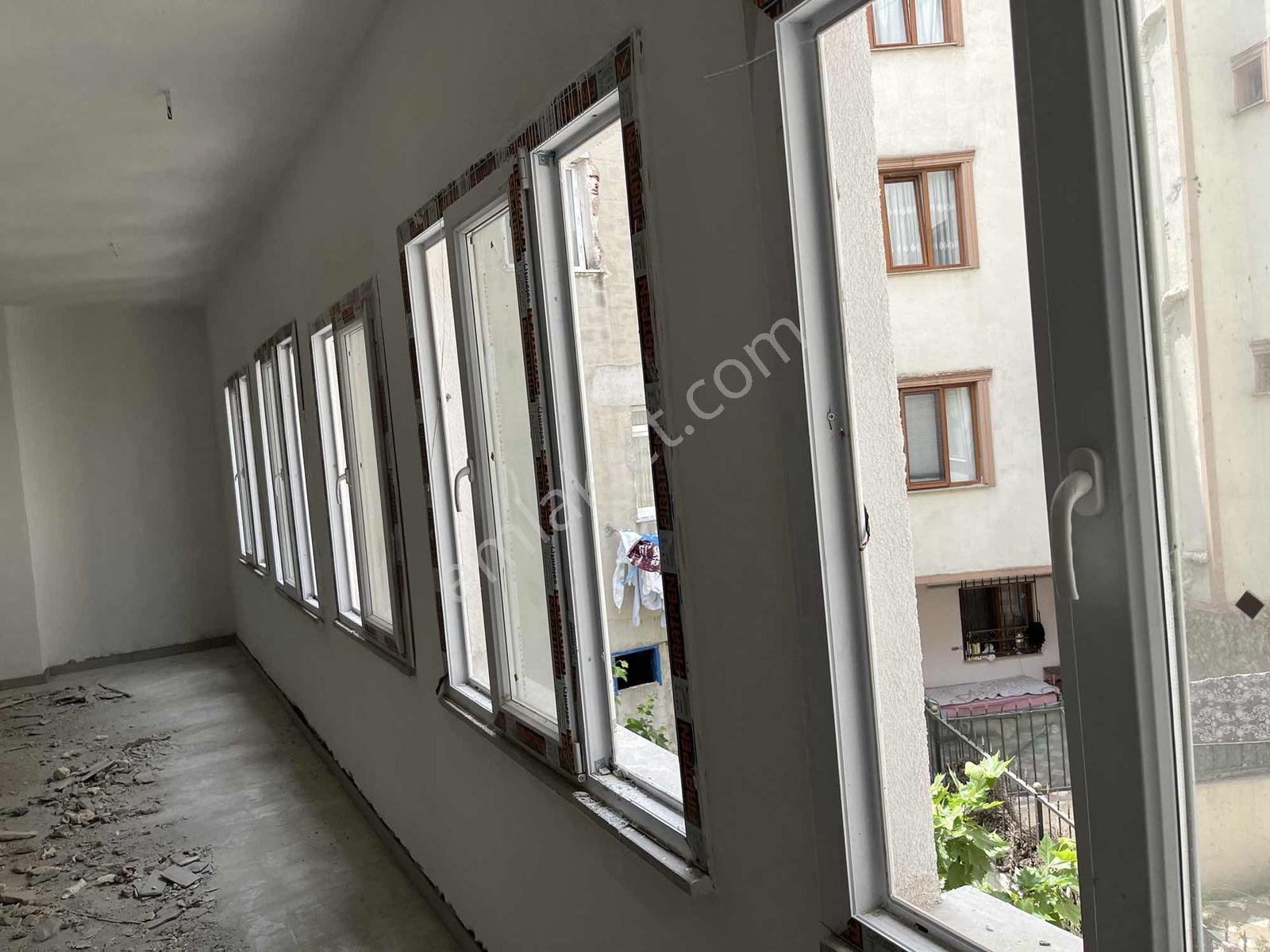 Cadde 3 Katlı 1000 M2 Katlı Dükkan - Görsel 26