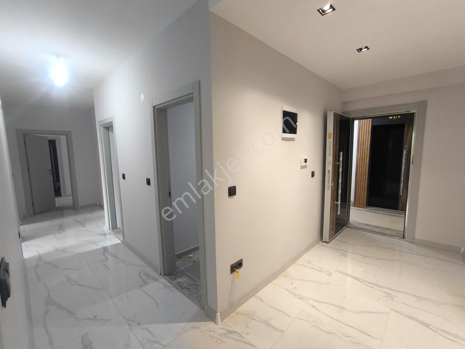 Delta Premium Gayrimenkul'den Espiye'de 3+1 Satılık Daire.. - Görsel 14