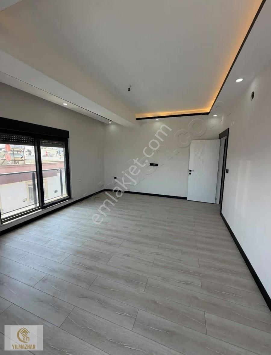 Şelale'de 2+1 Sıfır Daire