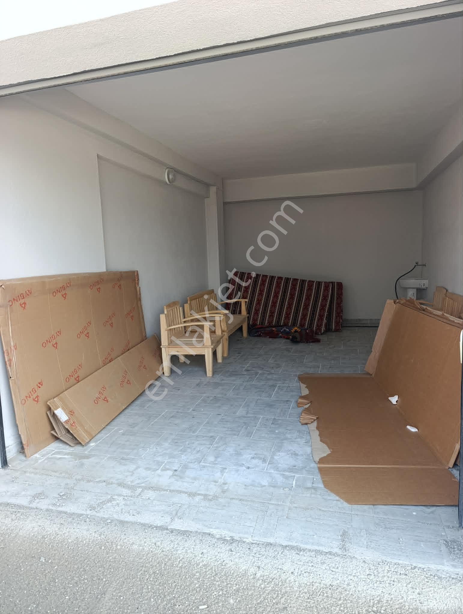 Şarkışla Hsk Rönesans Emlaktan Satılık Kuzey Sitesinde 3+1 Garajlı Sıfır Daire - Görsel 19