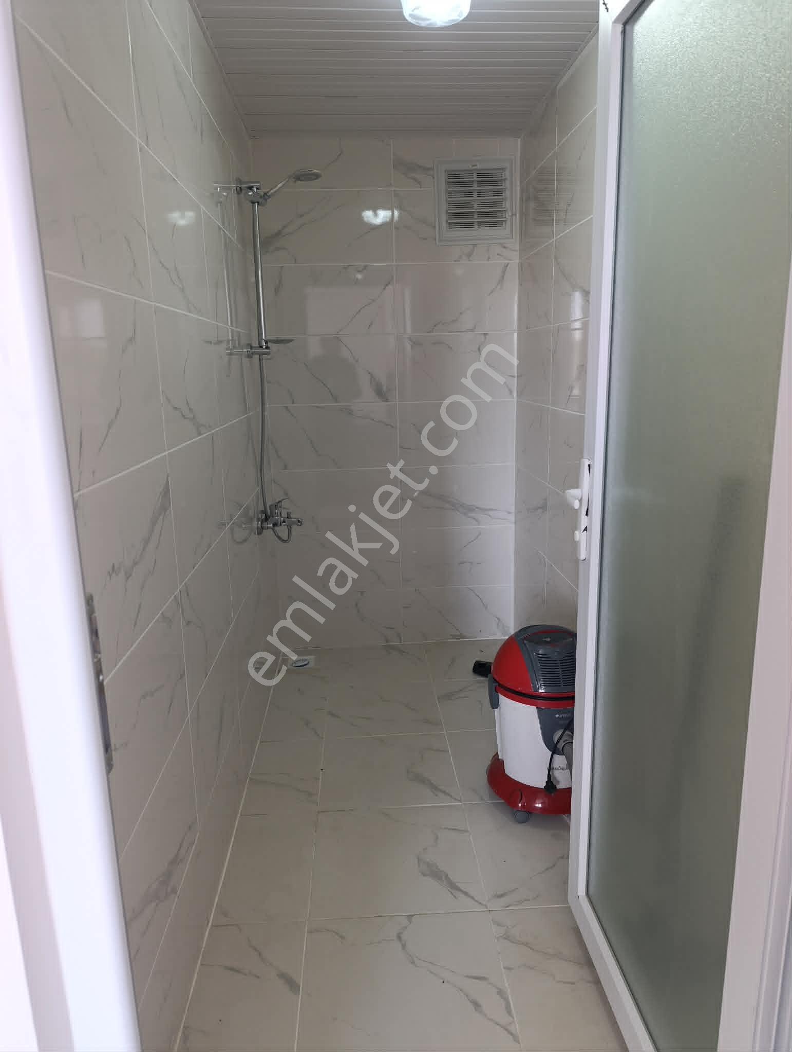 Şarkışla Hsk Rönesans Emlaktan Satılık Kuzey Sitesinde 3+1 Garajlı Sıfır Daire - Görsel 12