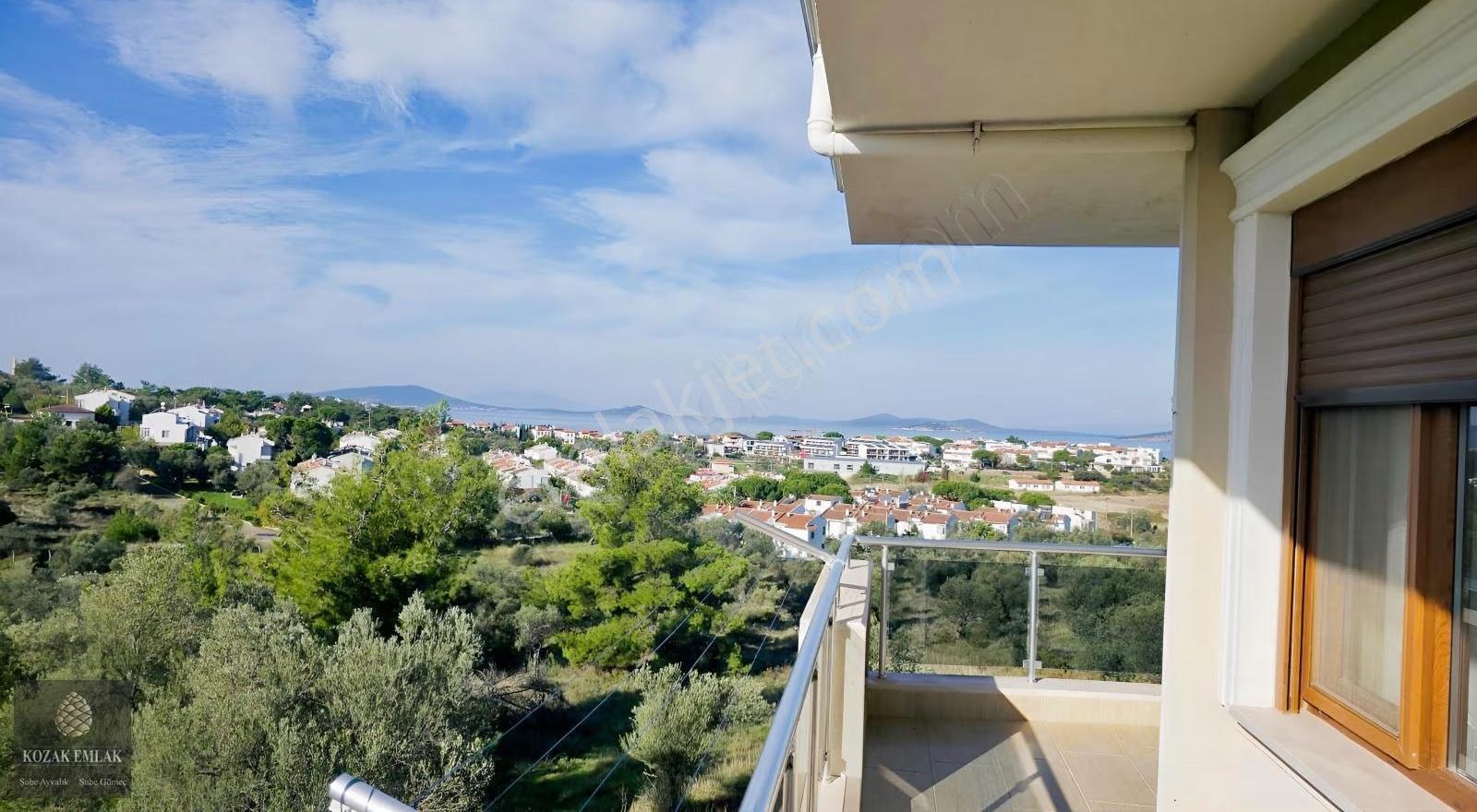 Ayvalık Sahilkent'te Deniz Manzaralı,3+1 Eşyalı Kiralık Villa - Görsel 14