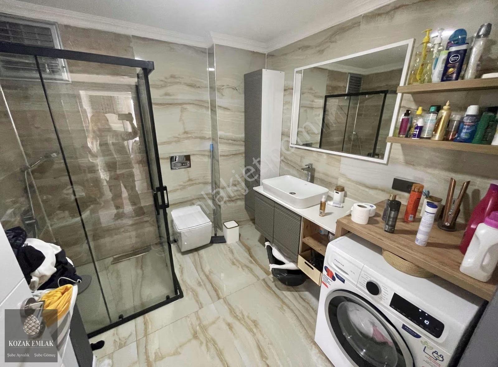 Ayvalık Altınovada Havuzlu Sitede Kiralık Eşyasız Daire - Görsel 5
