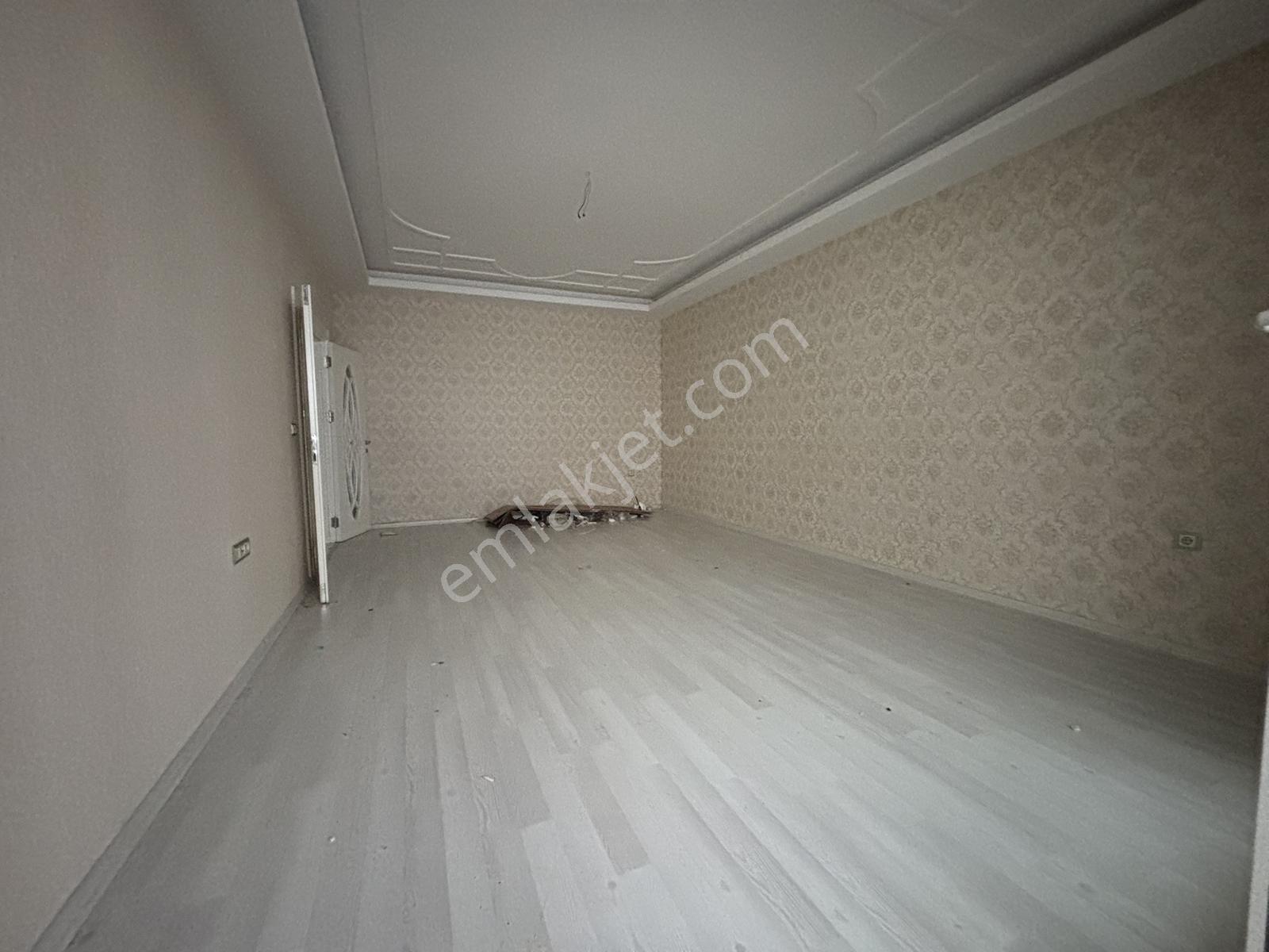 !..akkent Bölgesinde Uygun Fiyatlı 3+1 Giriş Kat Daire..! - Görsel 10
